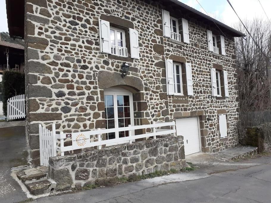 Maison Du Soleil Chez Isa Polignac (Haute-Loire) Exterior foto